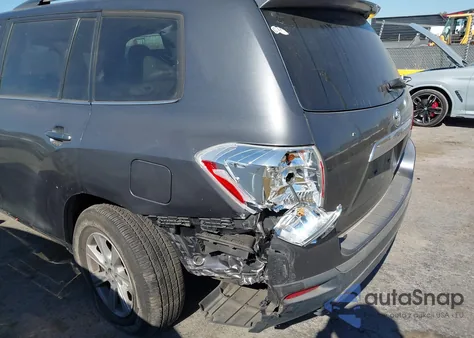 2011 Toyota Highlander Se V6 из США, поврежденный, VIN 5TDBK3EH0BS066826